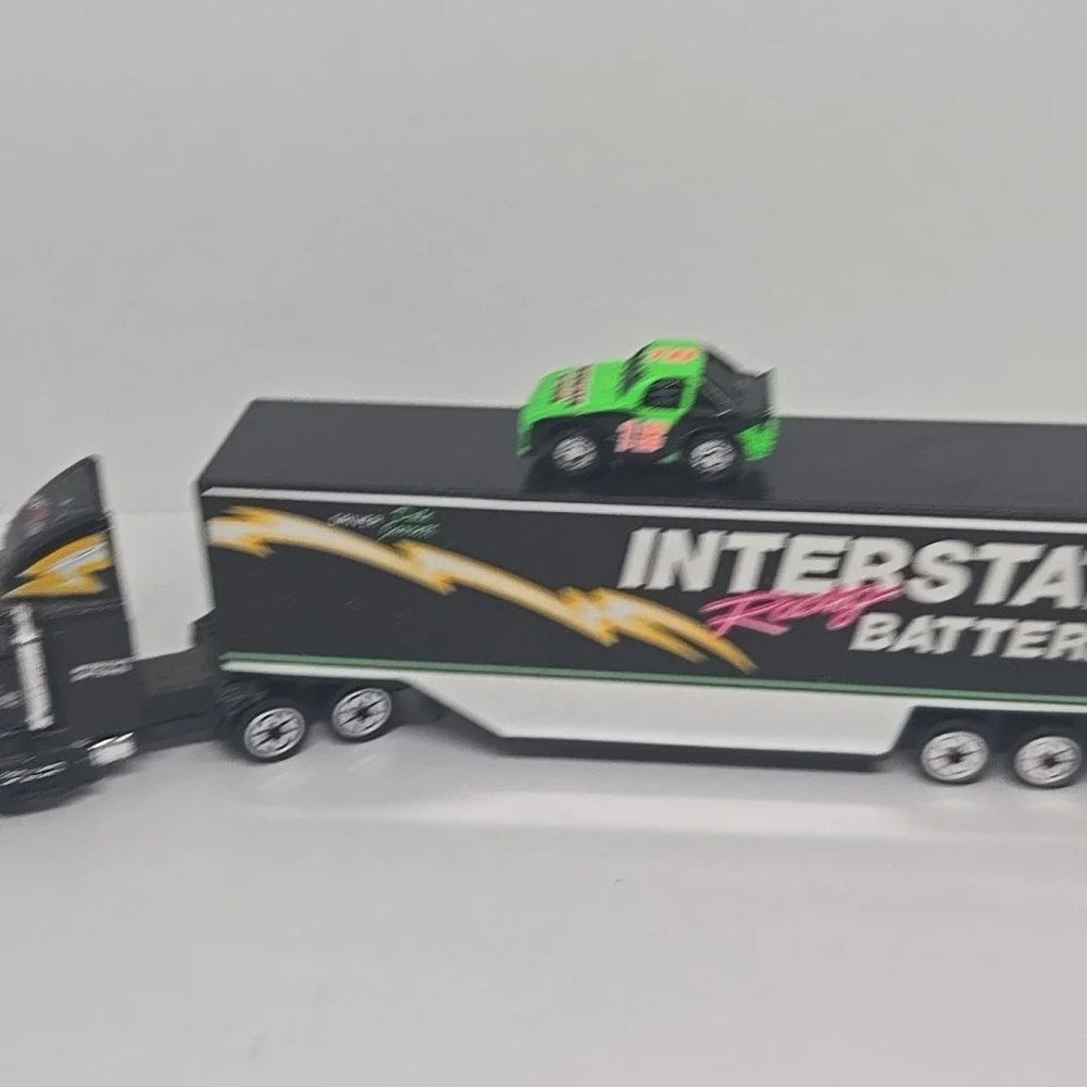 Vint 1992 Racing Champions Interstate Batteries #18 Dale Jarrett + 1:144 #18 Car